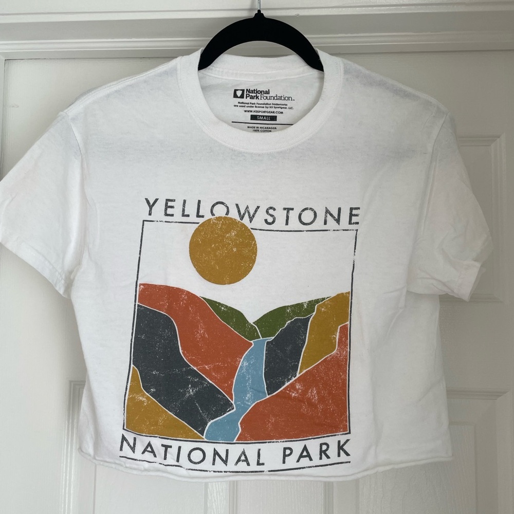 Yellowstone National Park Graphic T-Shirt